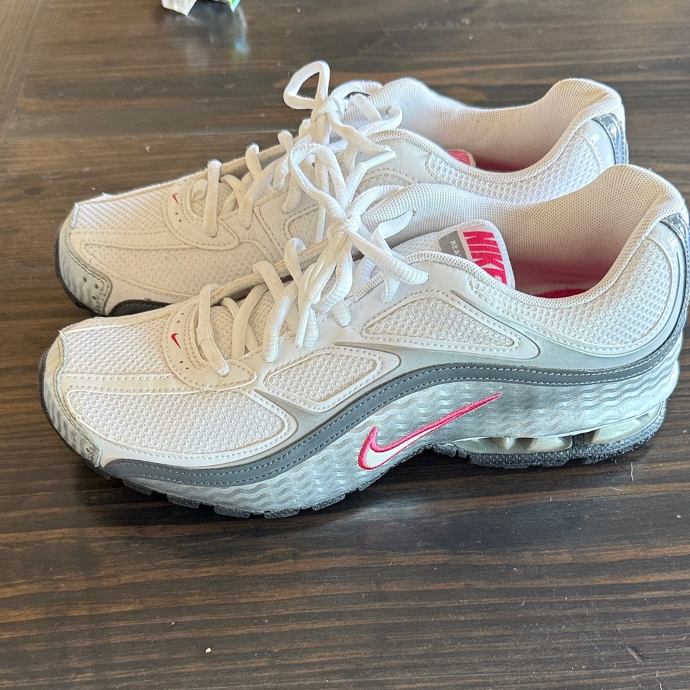 Nike Women's White and Gray Sneakers with Pink Accents